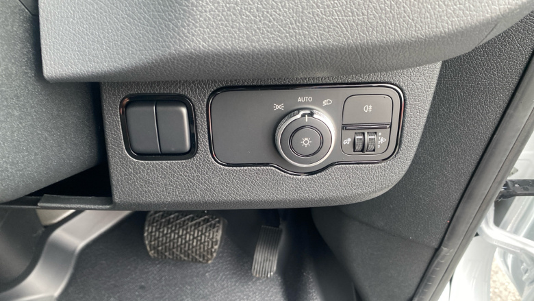 Mercedes-Benz Sprinter 315Cdi L2 Diesel Rwd 3.5t H2 Pro Van 9G-Tronic